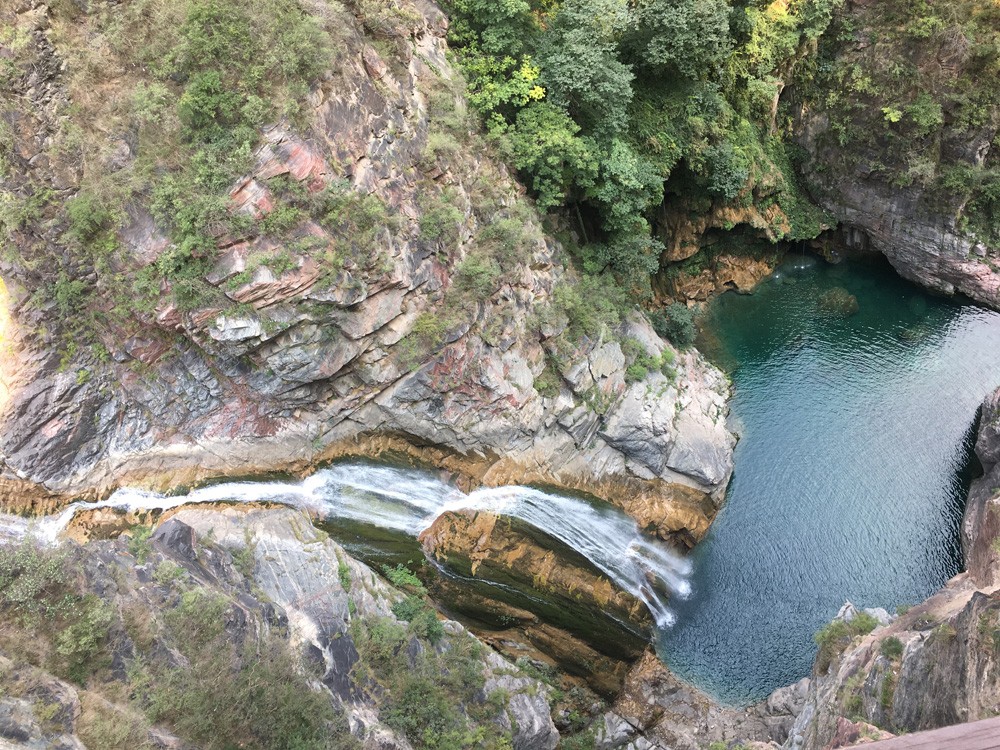 深圳宏鈺堂寶泉游記俯拍山水