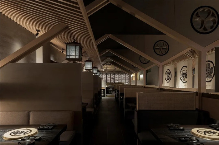 鄭州餐飲裝修公司推薦武士道主題日式居酒屋設(shè)計