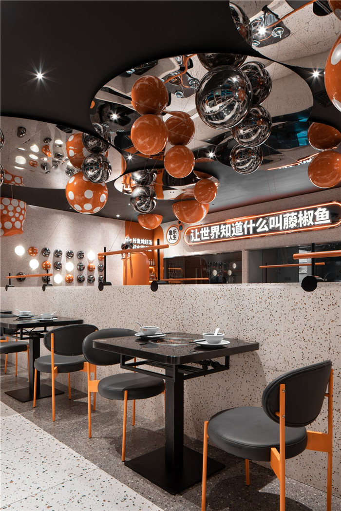 樂園主題沉浸式體驗  魚來坊連鎖餐飲店面裝修設(shè)計案例