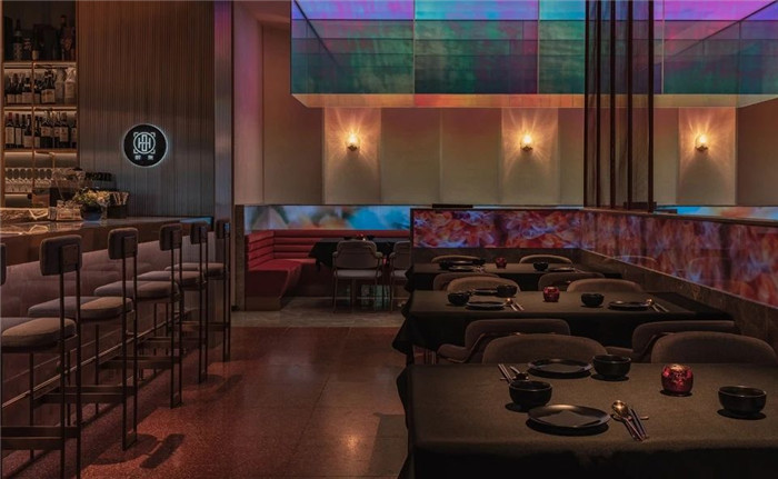鄭州餐廳裝修公司分享中西餐酒吧融合餐飲裝修設(shè)計(jì)圖