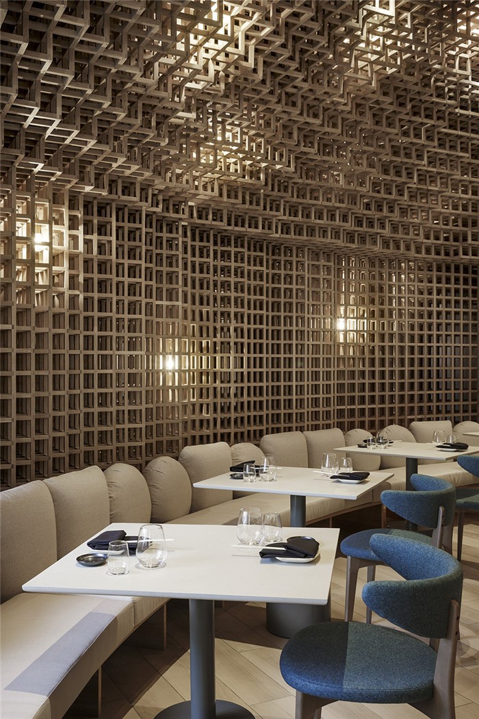 打破常規(guī)  國(guó)外創(chuàng)意Kosushi Miami日料餐廳裝修設(shè)計(jì)